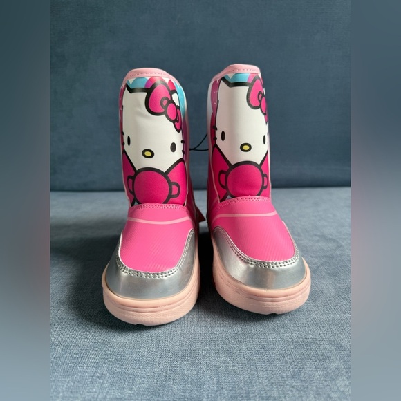 Hello Kitty Winter Snow Boots Toddler Girls SZ 9 Pink Velcro Closure Warm New - Picture 2 of 8